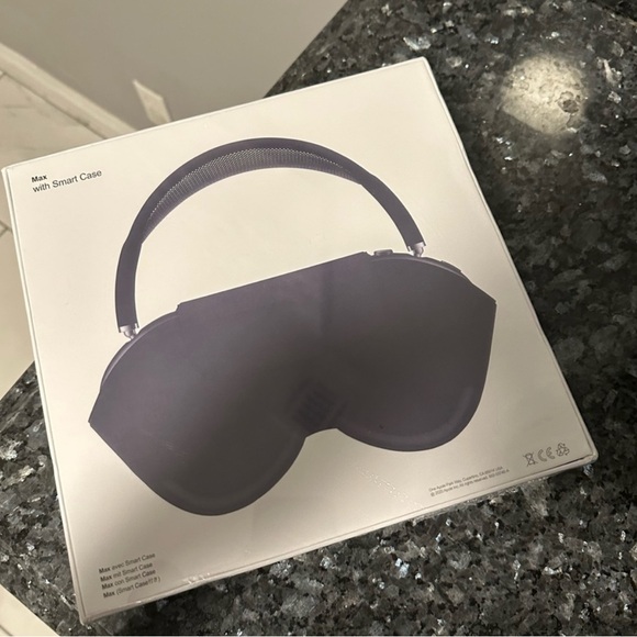 Apple AirPod Max - Picture 4 of 5